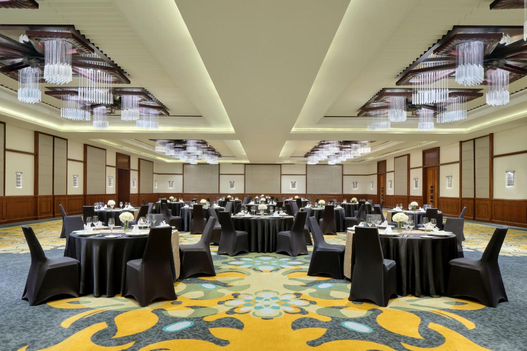 Sheraton Bali Kuta Resort Екстер'єр фото The ballroom