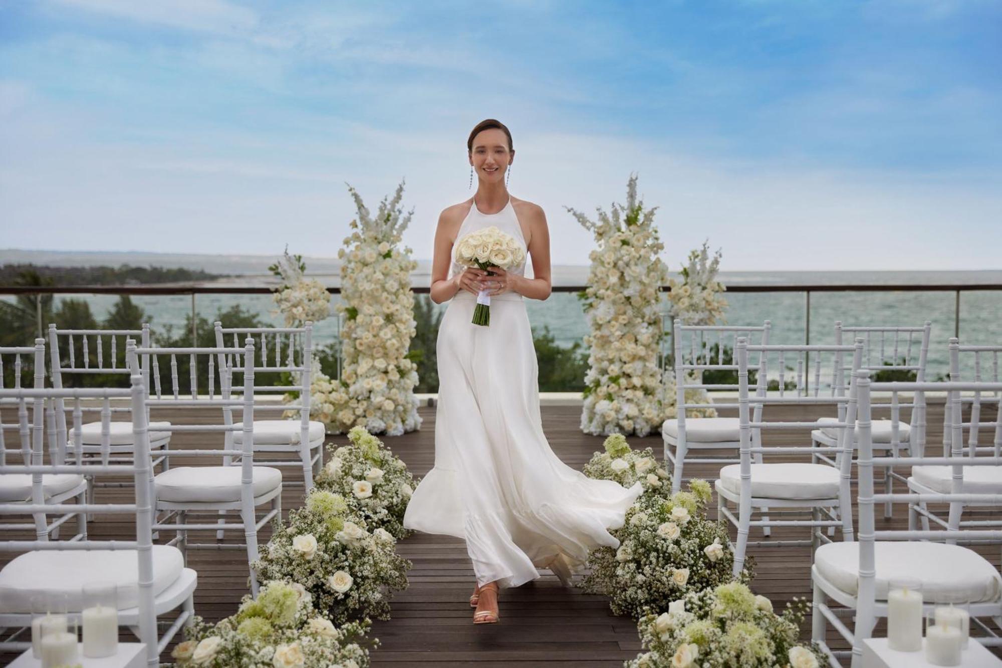 Sheraton Bali Kuta Resort Екстер'єр фото Wedding at the hotel