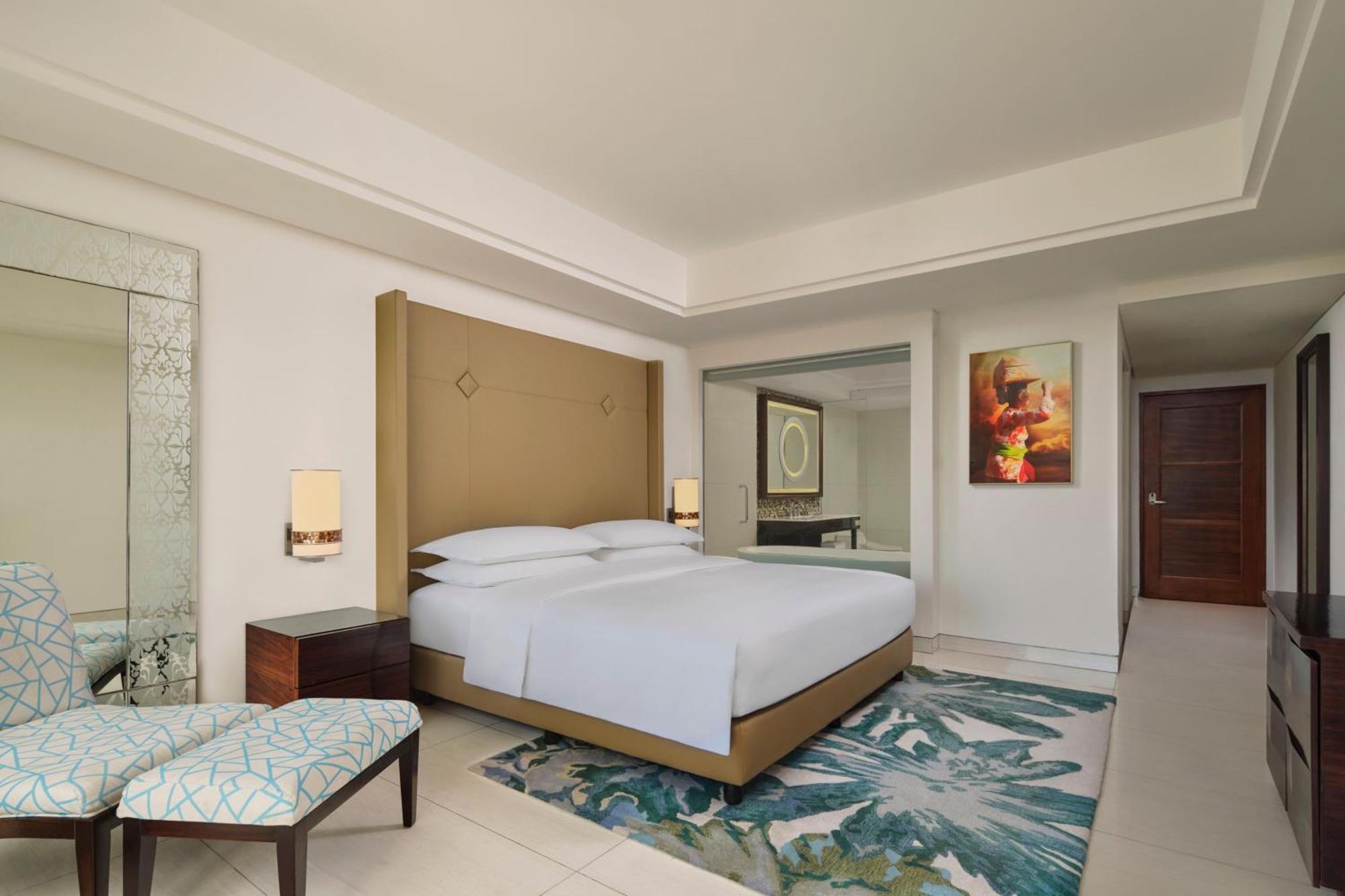 Sheraton Bali Kuta Resort Екстер'єр фото A bedroom at the hotel